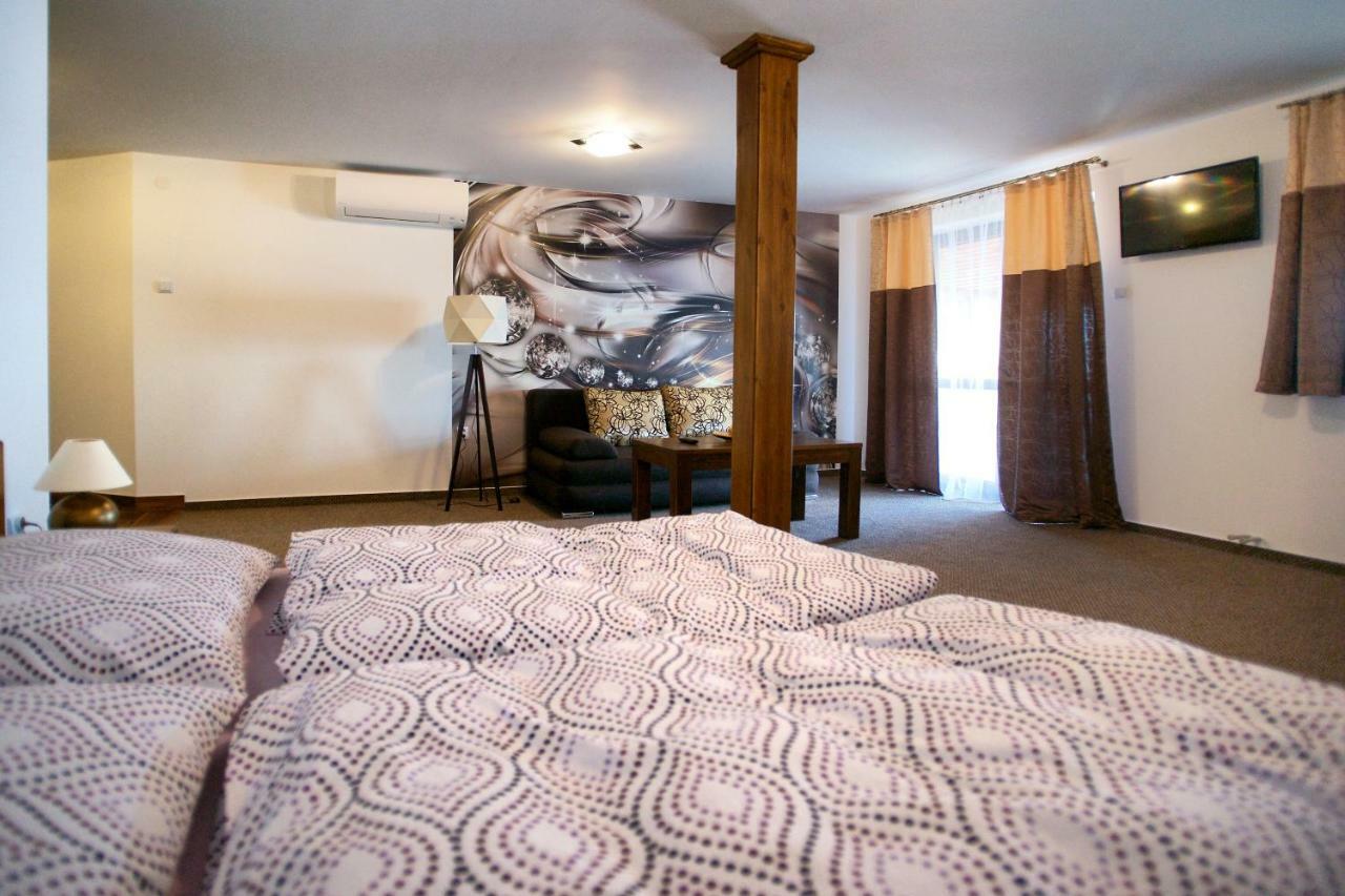 Penzion Anima Hotell Kaluža Eksteriør bilde